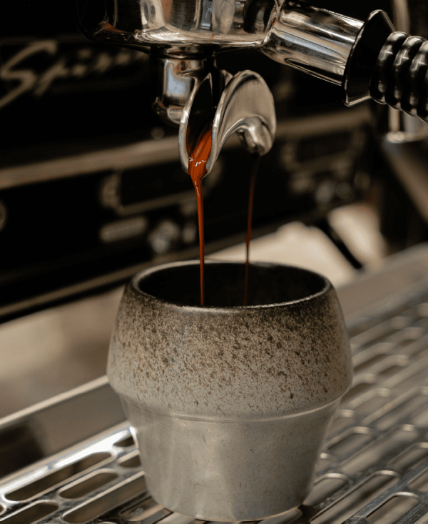 drinkware Aeresso ceramic coffee shops Dubai roastery machinery drinkware